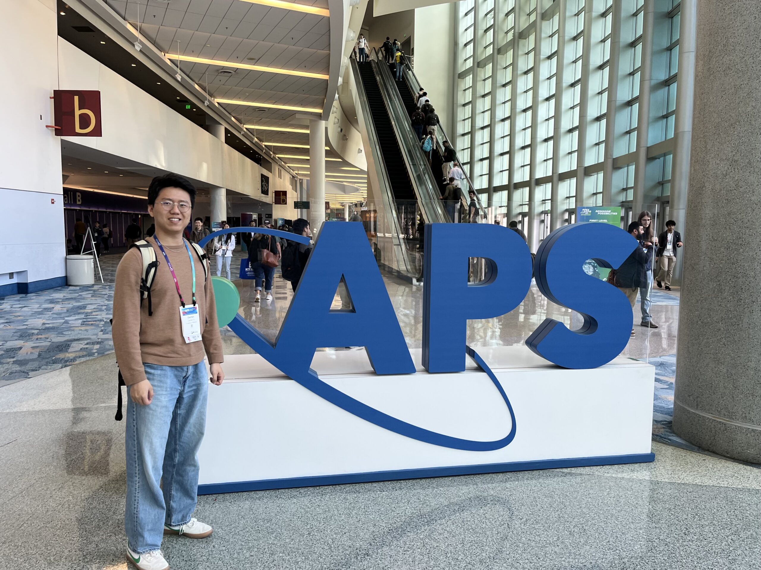 PhD student Gaohan Yu at the APS Global Physics Summit in Anaheim, California