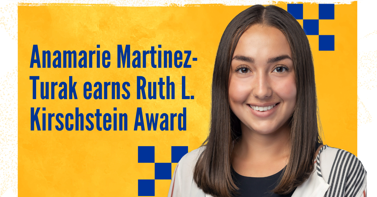 Anamarie Martinez-Turak earns award